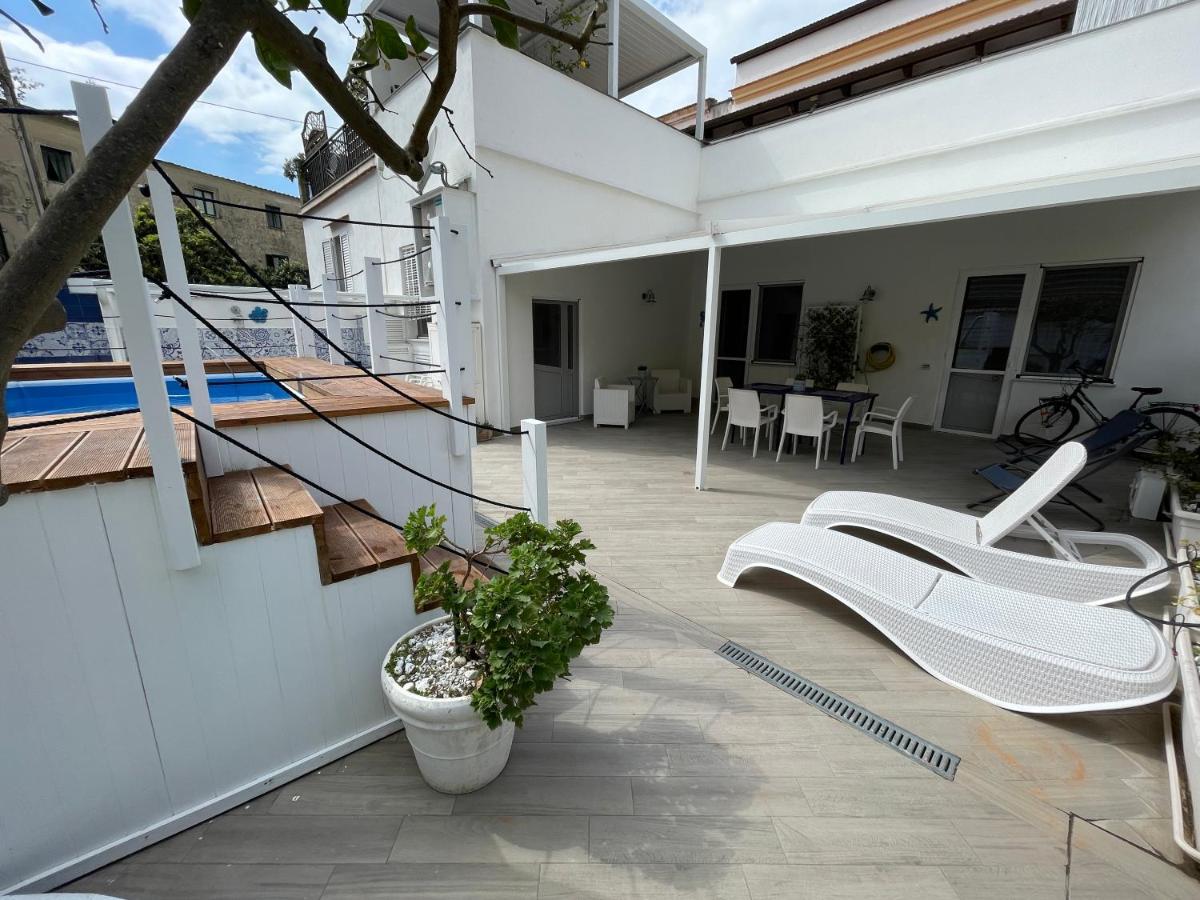 Villa Spring Apartments メタ エクステリア 写真