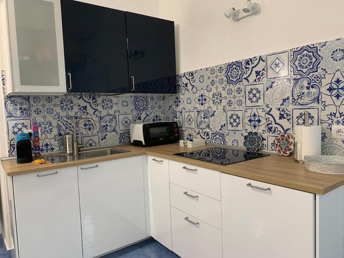 Villa Spring Apartments メタ エクステリア 写真